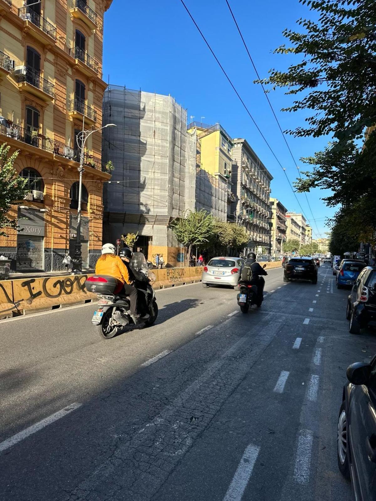 Alesuite Naples Extérieur photo